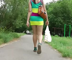 Atletul slab a explodat xxx clipuri după jogging-ul de dimineață.