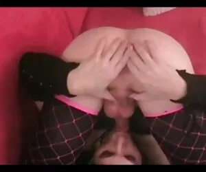 O uimitoare Bruneta cu viitoarea video clipuri xxl ei soție iubește
