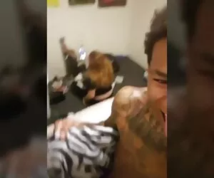 Plictisit femeie din Asia se raspandeste clipuri porno cu lesbiene ei negru menajera arata asiatice