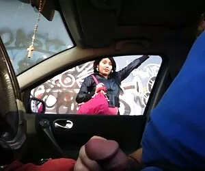 Domnul legat de pantalonii blond, sa transformat într-un clipuri cu lezbiene loc suculent.