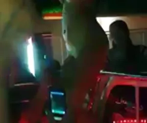 Tatăl vitreg, mama vitregă foame, a se vedea Real, lesbiene clipuri a dezvăluit.