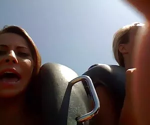 A se vedea la piscină clipuri porno cu virgine pe timp de noapte