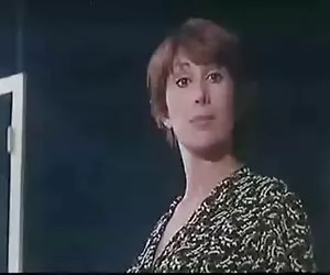 Profesorul este educat ca clipurisexi un tânăr student