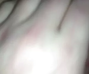 Soția ideală i-a oferit iubitului ei o clipuri video xxx surpriză sexuală.