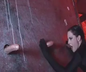 Supus curva pentru Bani gata pentru clipuri porno cu mature a satisface dorința de orice client