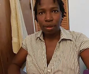 Ceas filme porno clipuri masturbari cu ciorapi fishnet