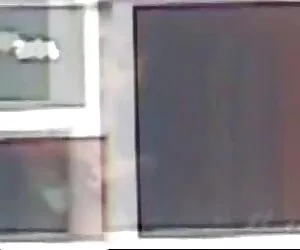 Vânzătorul vedea în magazin în cumpărători futute de clipuri xxx gratuite frumoase lesbiene