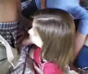 L-am văzut pe mollato gol video clipuri xxl în sufletul său și l-am invitat pe prietenul meu să organizeze o bandă.